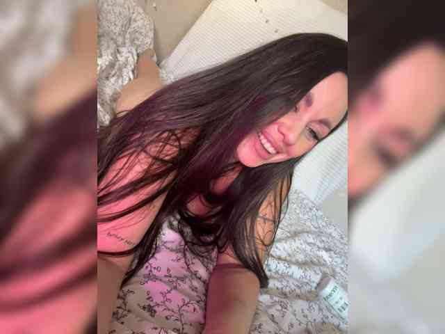 -Hennessy- webcam