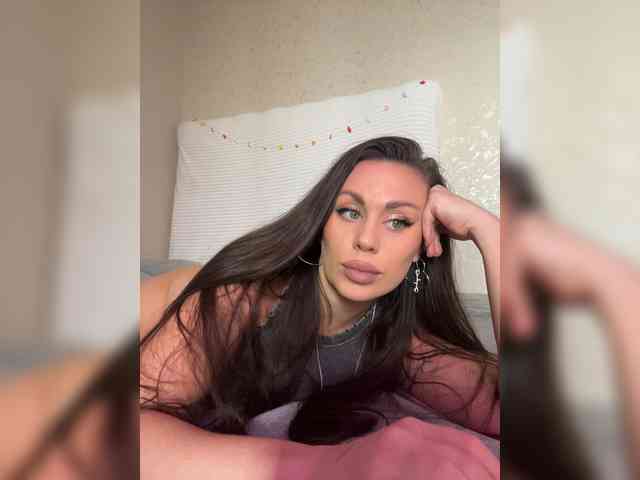 -Hennessy- webcam