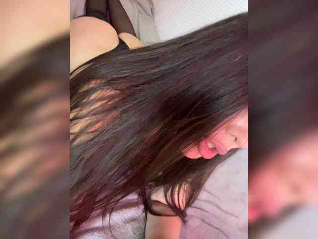-Hennessy- webcam
