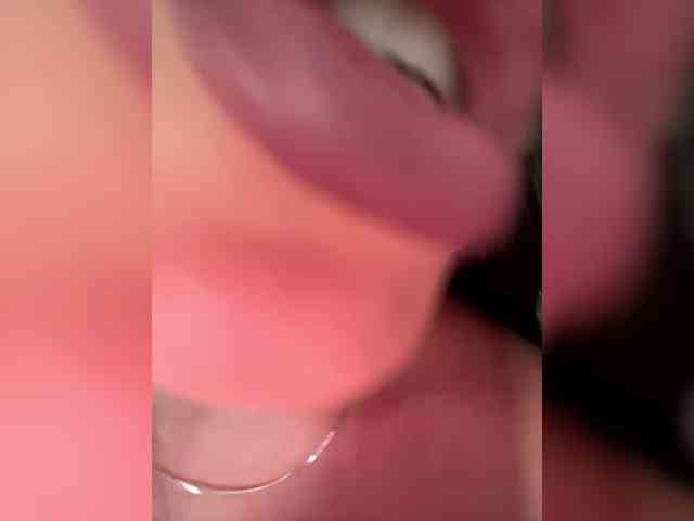 -Hennessy- webcam