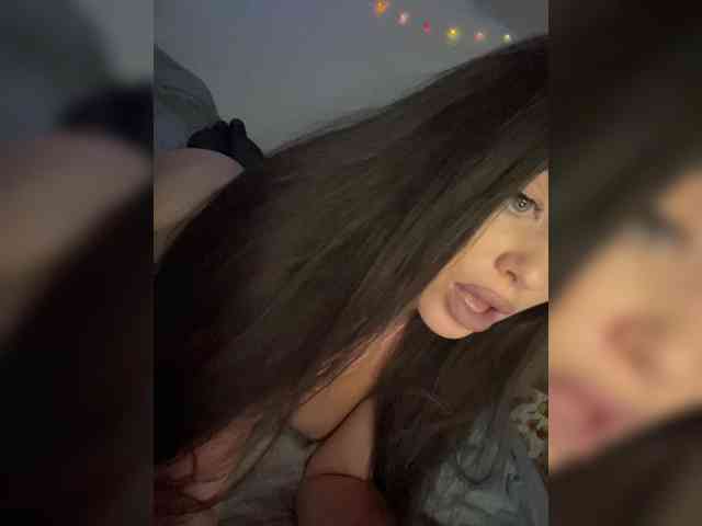 -Hennessy- webcam
