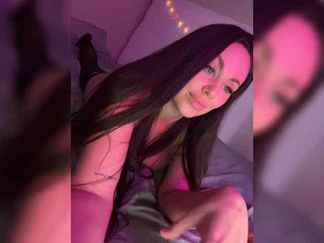 -Hennessy- webcam