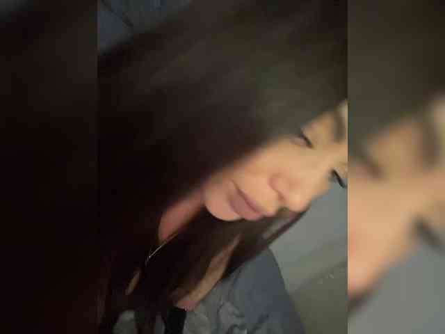 -Hennessy- webcam