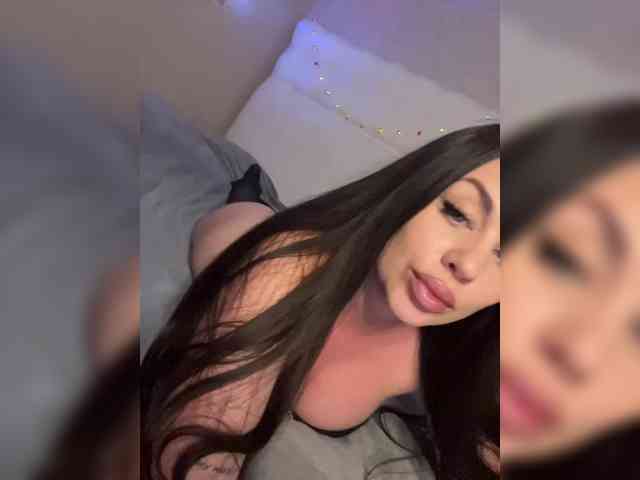 -Hennessy- webcam