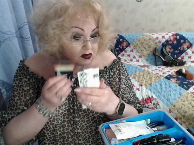 livingnextdoor live cam on BongaCams