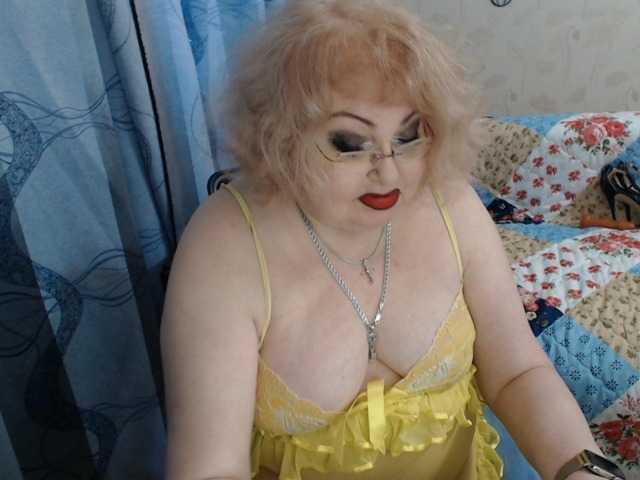livingnextdoor Live Cam on BongaCams