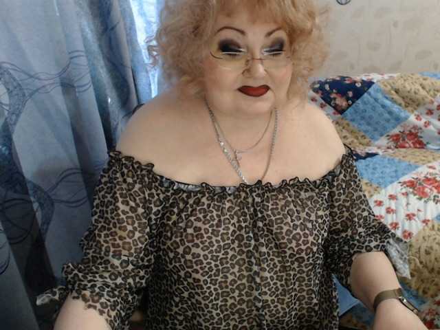 livingnextdoor live sex show