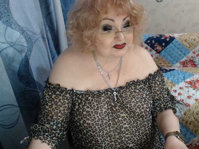 livingnextdoor live sex show
