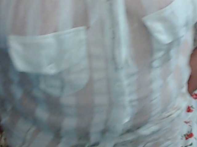livingnextdoor live cam on BongaCams