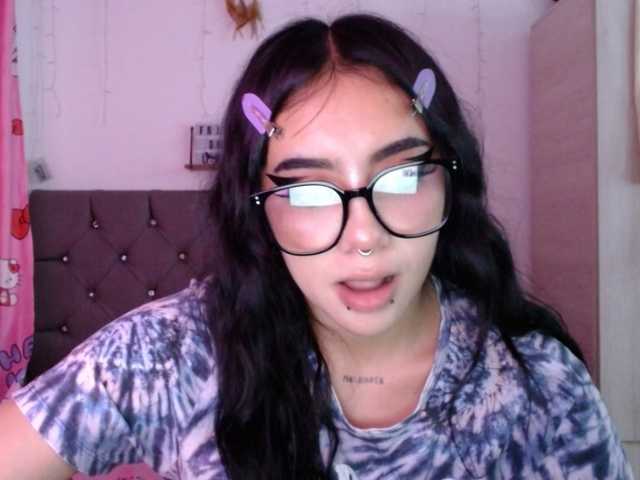 Catmila live cam on BongaCams