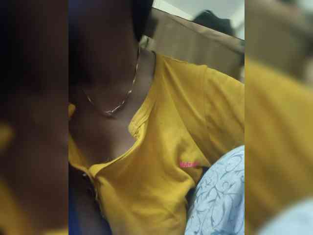 Nitu2005 webcam