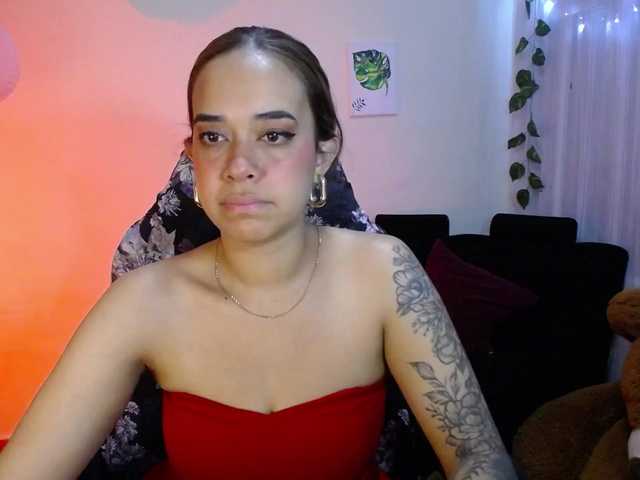 anyablack230 live cam on UnifiedCams