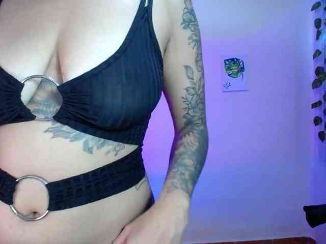 anyablack230 webcam