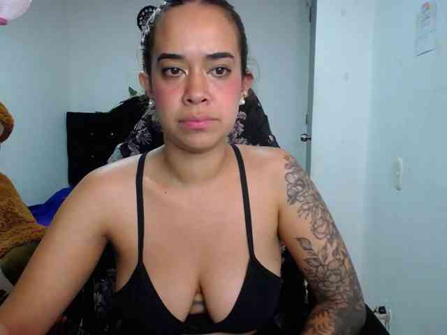 anyablack230 webcam