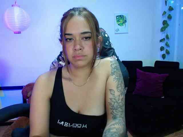anyablack230 webcam