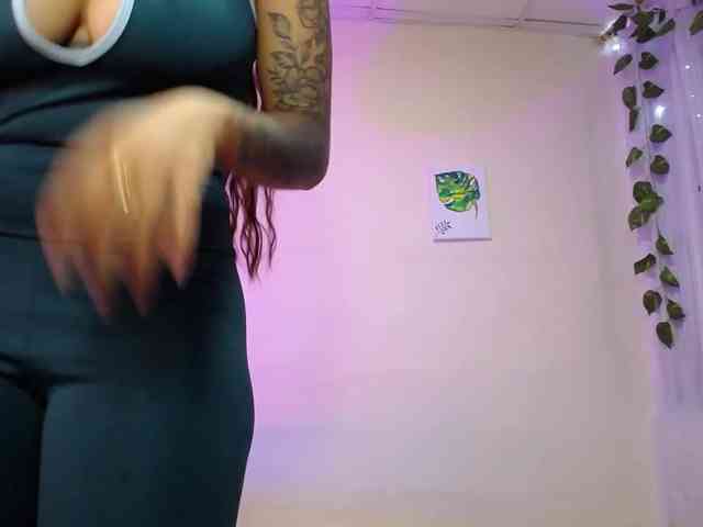 anyablack230 webcam