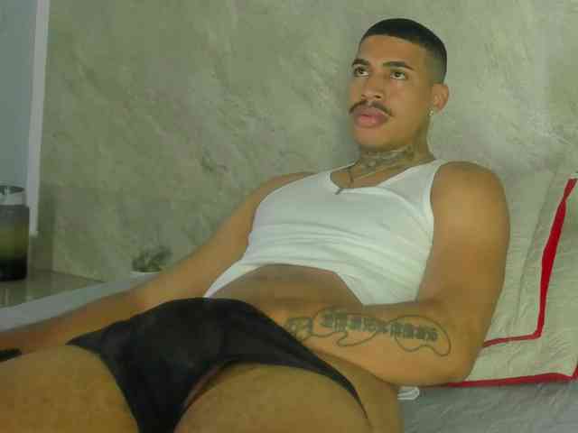 drakehot1 drakehot1