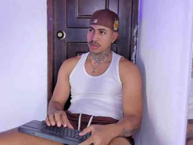 drakehot1 drakehot1