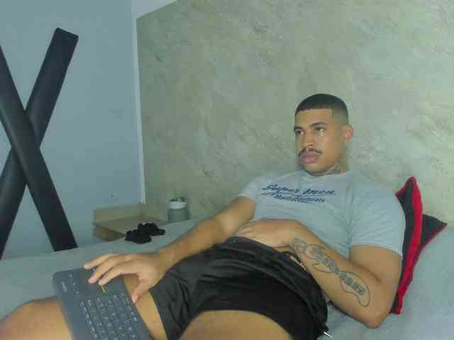 drakehot1 drakehot1