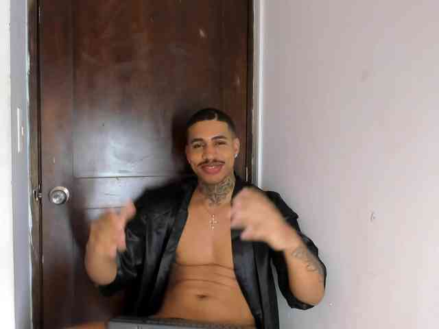 drakehot1 drakehot1