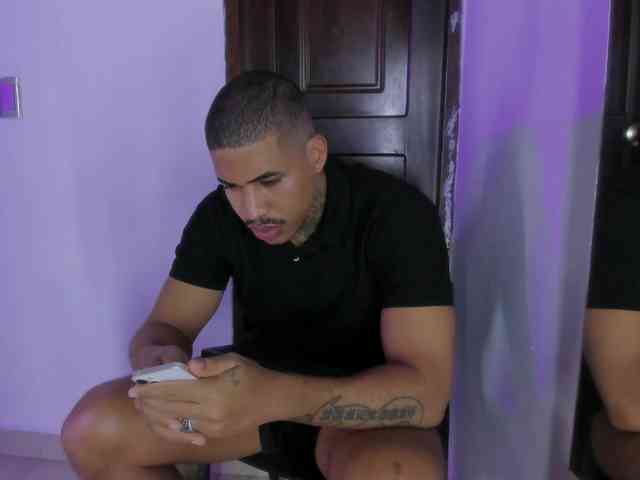 drakehot1 Sex Cam Show