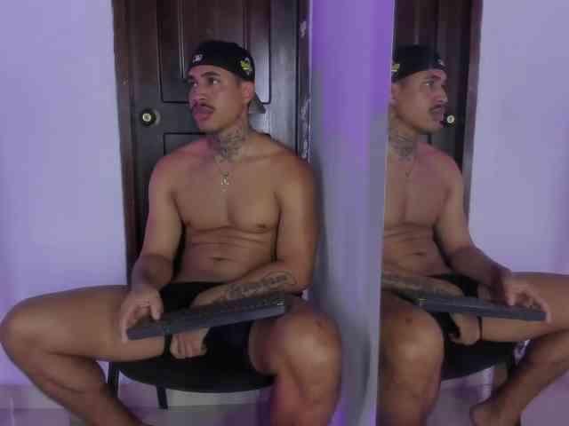 drakehot1 Sex Cam Show