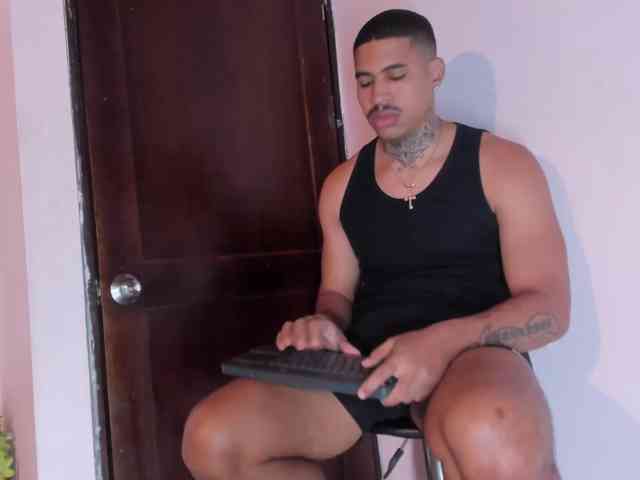 drakehot1 drakehot1