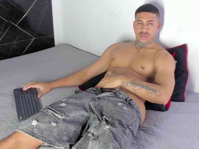 drakehot1 drakehot1