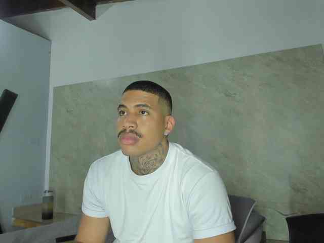 drakehot1 drakehot1