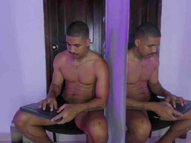 drakehot1 Sex Cam Show