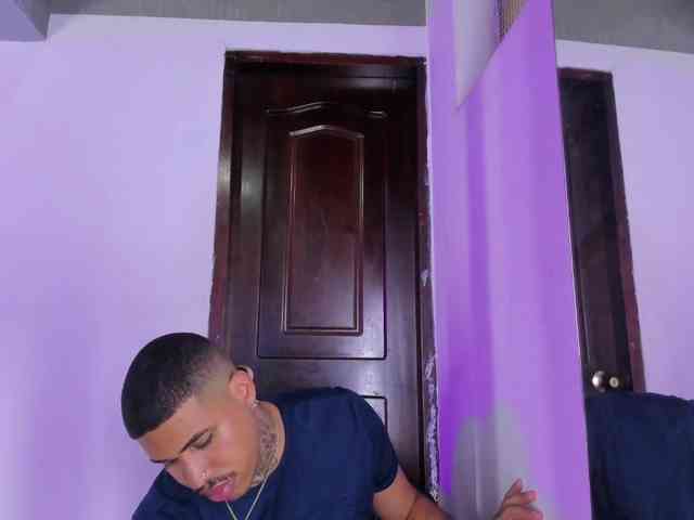 drakehot1 drakehot1