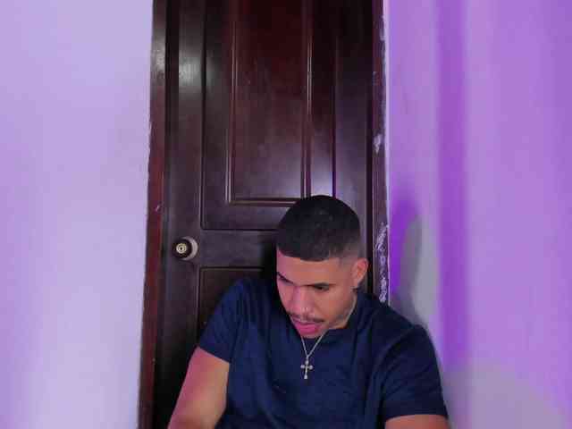 drakehot1 drakehot1