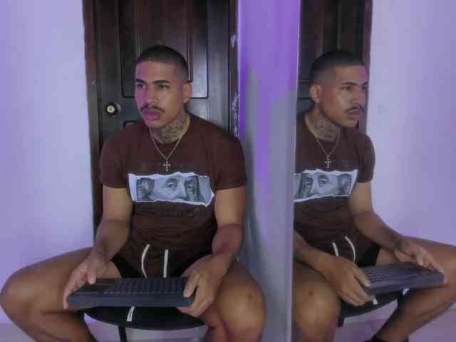 drakehot1 Sex Cam Show