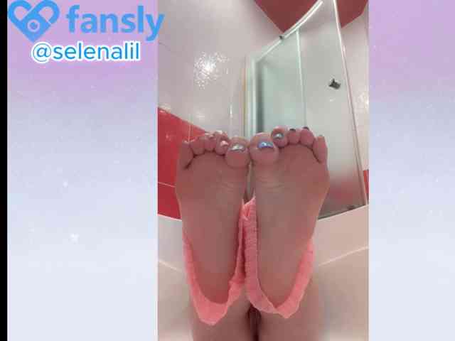 -cute-girl- webcam