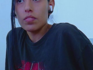 yourcuteneighbourr Porn Show