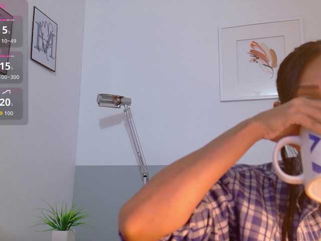 yourcuteneighbourr live cam on BongaCams