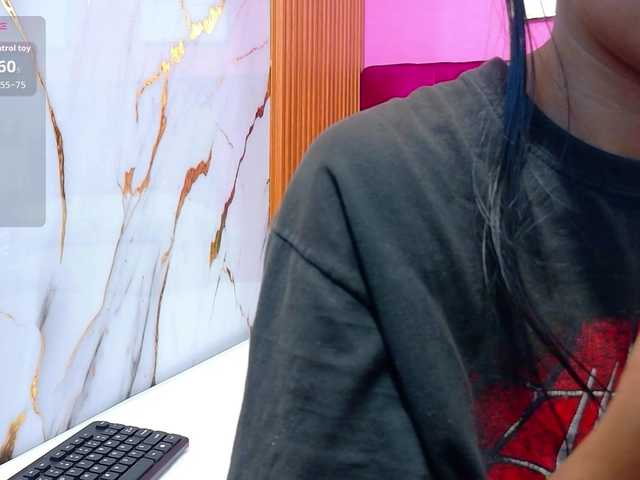 yourcuteneighbourr live cam