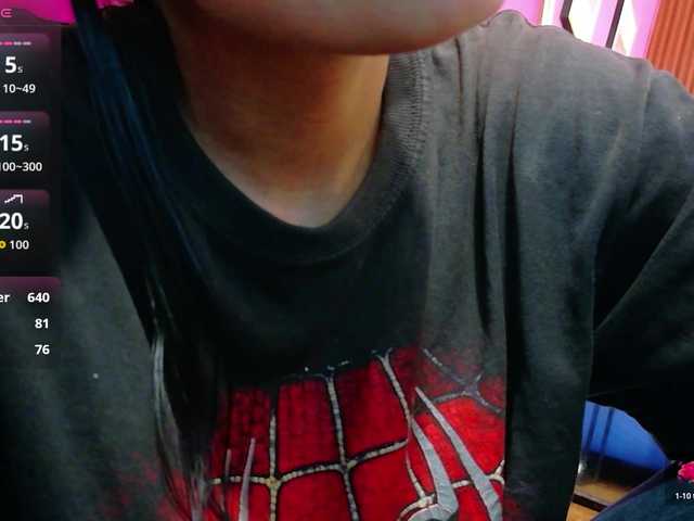 yourcuteneighbourr live cam on BongaCams
