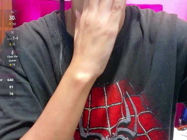 yourcuteneighbourr live webcam show