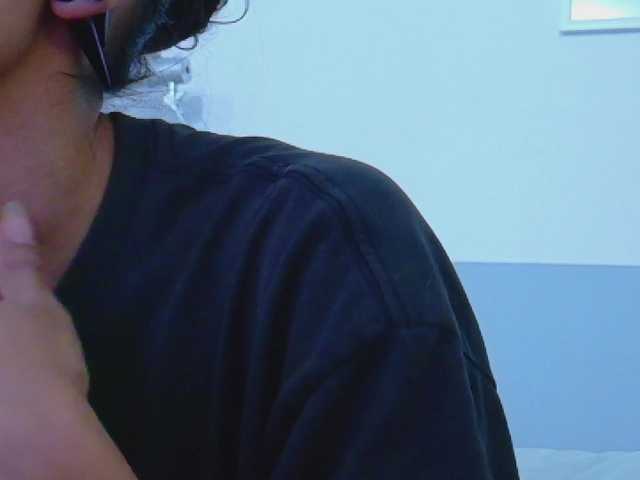 Yourcuteneighbourr
