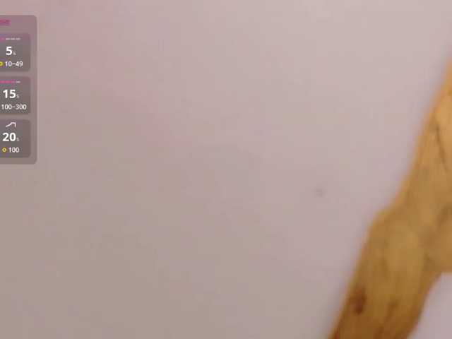 yourcuteneighbourr live cam on BongaCams