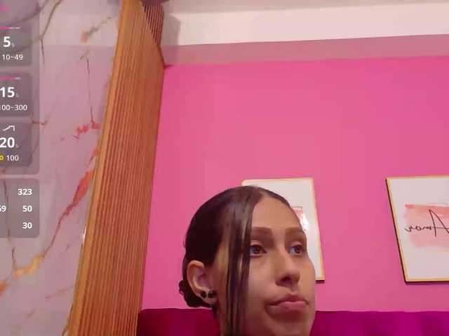 yourcuteneighbourr webcam