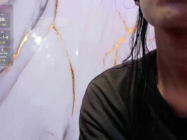 yourcuteneighbourr live cam on BongaCams