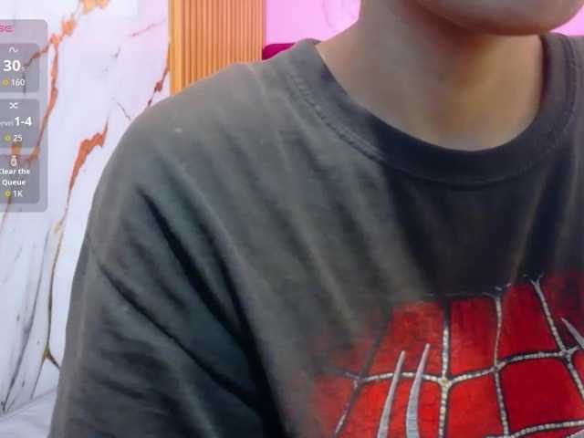 yourcuteneighbourr live cam on BongaCams
