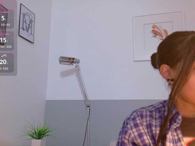 yourcuteneighbourr live cam on BongaCams