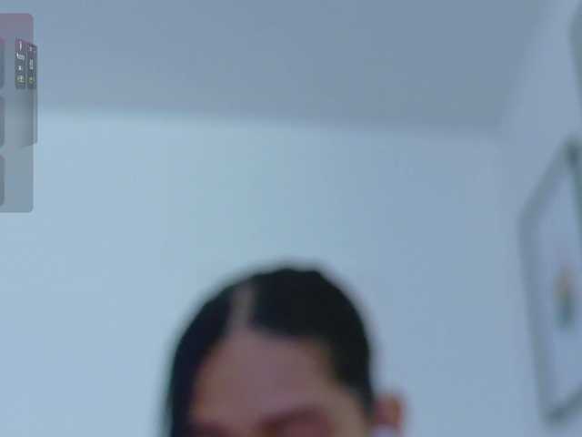 yourcuteneighbourr live cam on BongaCams