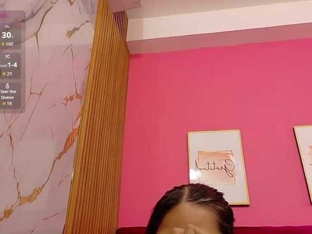 yourcuteneighbourr, en directo ahora en BongaCams