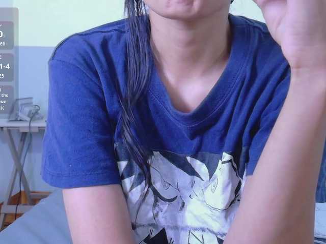 yourcuteneighbourr live cam on BongaCams