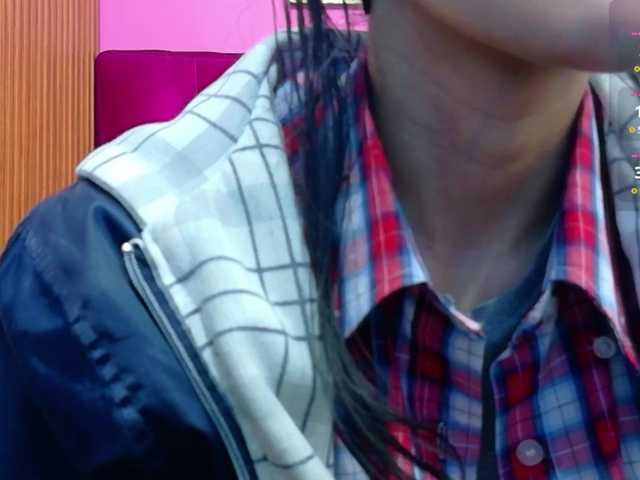 yourcuteneighbourr live cam on BongaCams