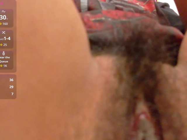 yourcuteneighbourr live cam on BongaCams